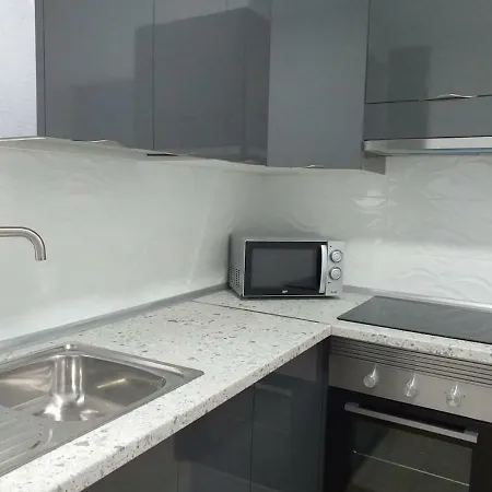 Céntrico Y Agradable Piso En